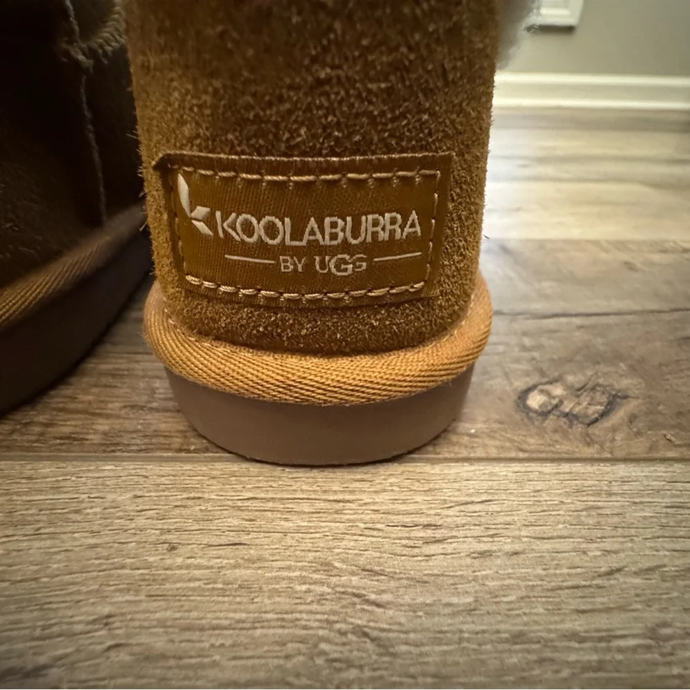 Koolaburra by UGG - Girls Size 2 - Picture 5 of 7
